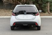 2021 Toyota Yaris Hybrid **Push-Start, TSS, CARPLAY, Bluetooth, Reverse Camera, Radar Cruise** Engine 1500, 92000 km