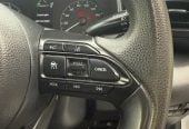 2021 Toyota Yaris Hybrid **Push-Start, TSS, CARPLAY, Bluetooth, Reverse Camera, Radar Cruise** Engine 1500, 92000 km