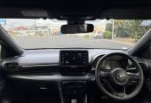 2021 Toyota Yaris Hybrid **Push-Start, TSS, CARPLAY, Bluetooth, Reverse Camera, Radar Cruise** Engine 1500, 92000 km