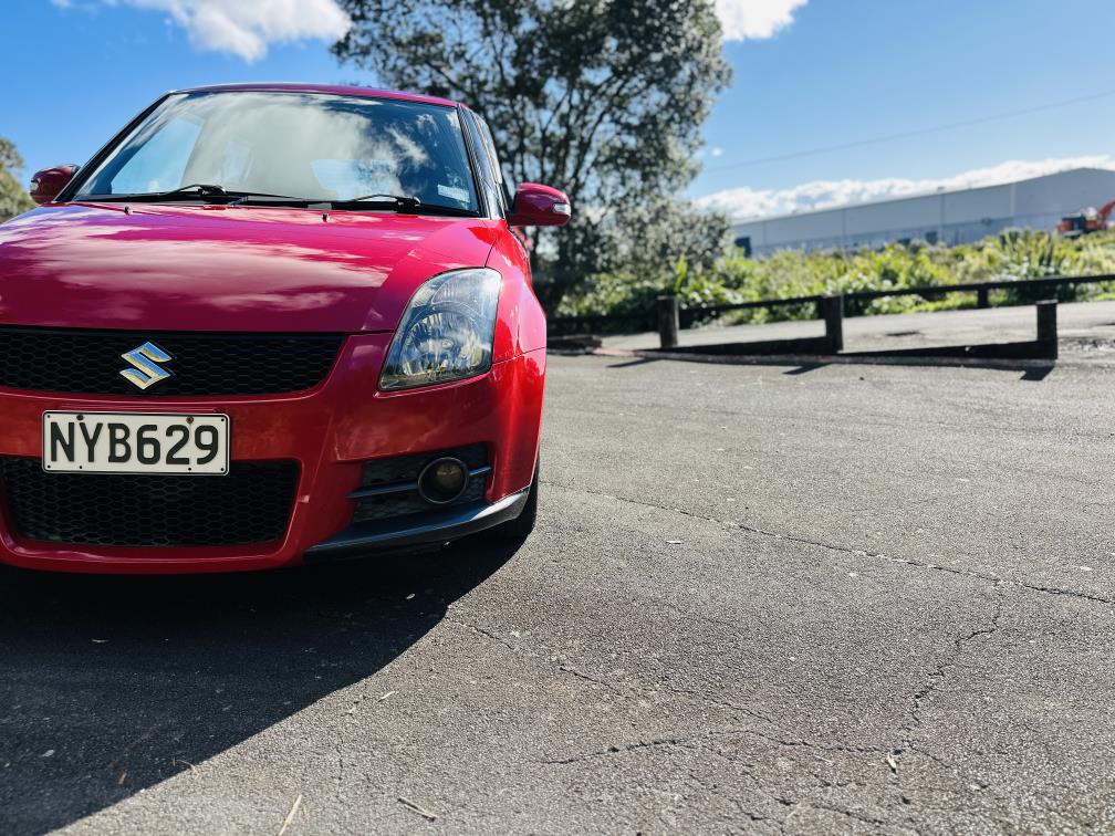 2007 Suzuki Swift SPORTS !! Hatchback Automatic, 1,600 cc, 143,555 km
