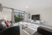 Green Bay High school zone, Renovated 3 beds 1 bath house with carport, ALL CONJUNCTIONALS WELCOME, so agents, bring your buyers, 2/38 Leo Street Glen Eden, Auckland