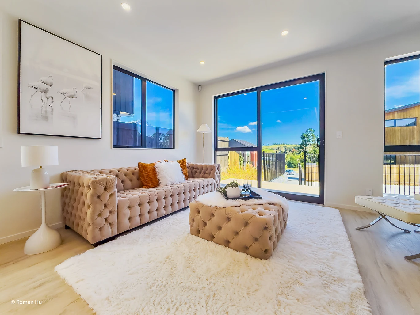 Urgent Sell! Westgate Duplex Move In Now, 3 beds 2.5 baths home with car park, The Vendor is very motivated, 168 Kerepi Street Westgate, Auckland