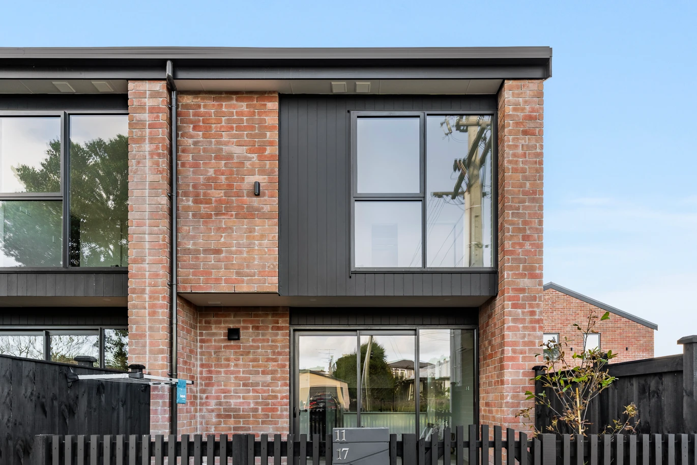 Brandnew Brick 3 beds or 4 beds 2 baths designer home with car park, titles issued, Lot 1-13/17&19 Matapouri Road Mangere Bridge, Auckland
