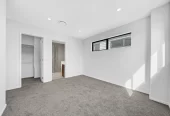 2 kitchens, 6 beds (2 ensuites) 4.5 baths house with garage and 1 bed granny, 65 Rashni Road Flat Bush, Auckland