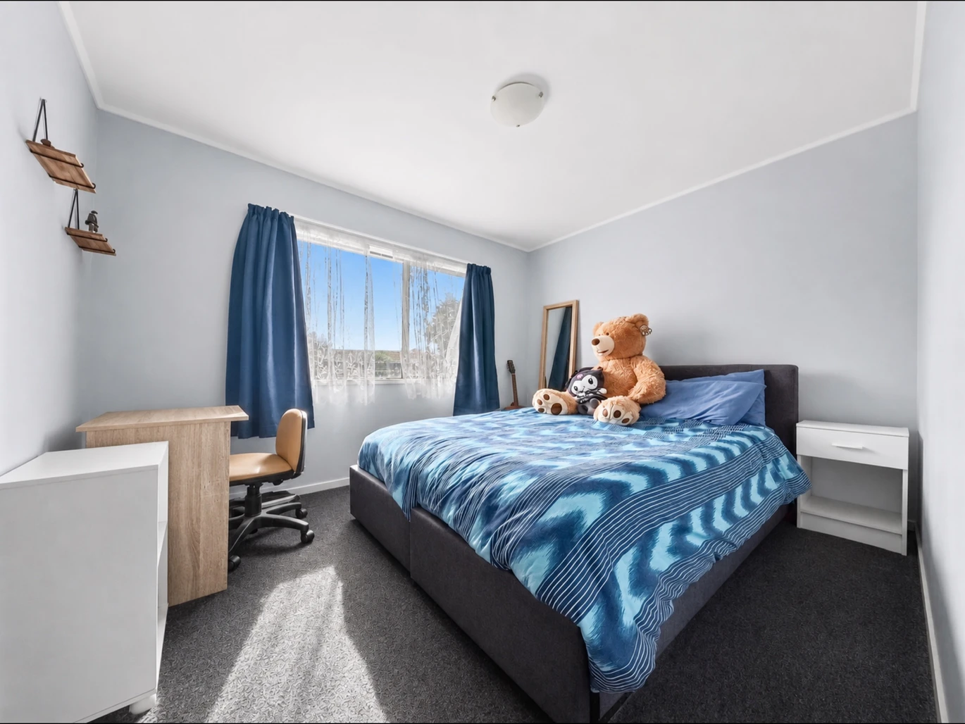 651m2 section, 200m2 Brick and tile 3 beds 2 baths house with double garage, 36 Frank Evans Place Henderson, Auckland