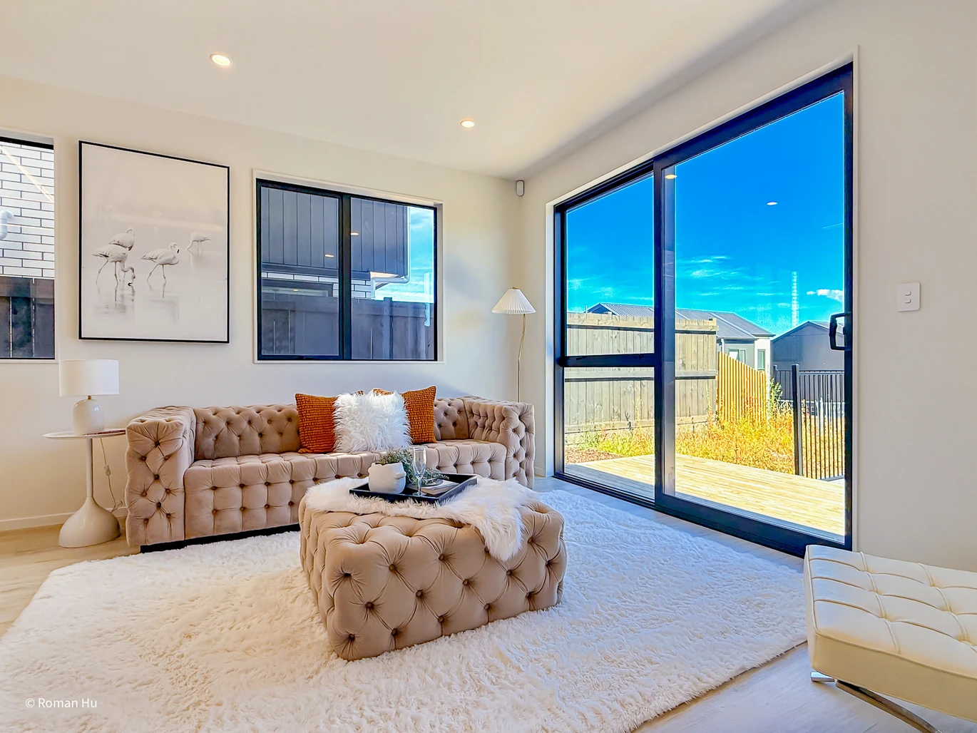 Urgent Sell! Westgate Duplex Move In Now, 3 beds 2.5 baths home with car park, The Vendor is very motivated, 168 Kerepi Street Westgate, Auckland