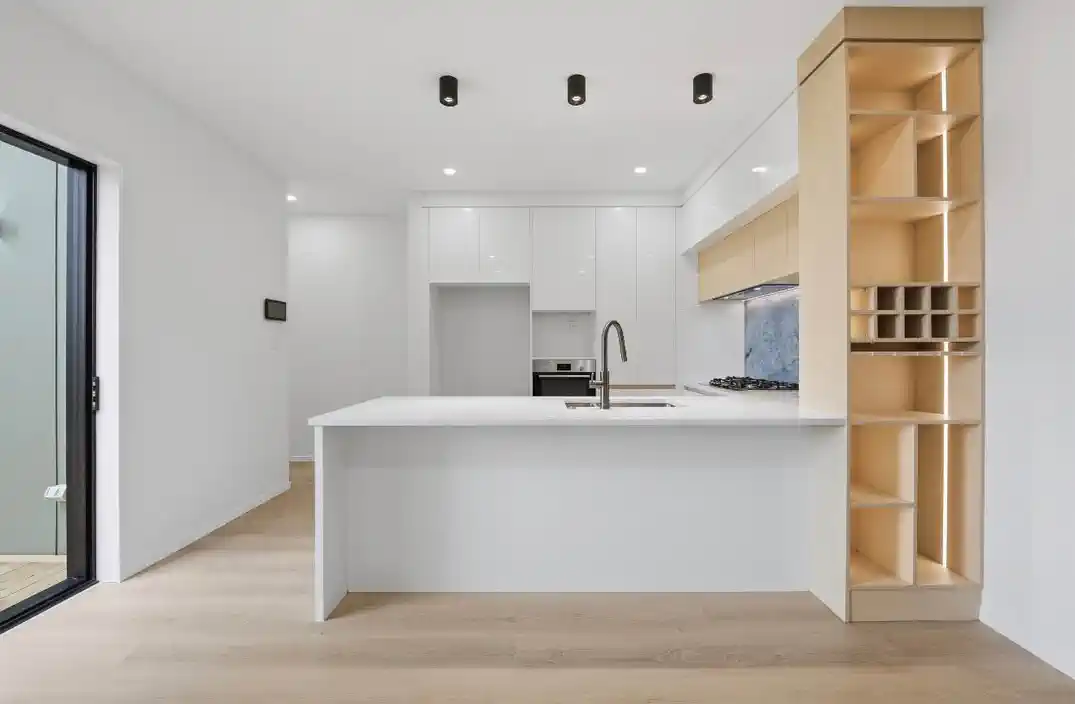 Brandnew standalone 4 beds 2.5 baths house with garage, 21 Karaka Village Parade, Karaka, Auckland