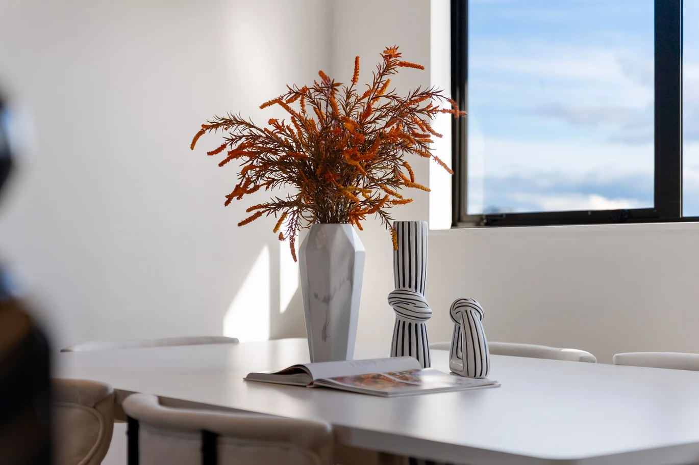 450m2 section, positioned right beside the legendary racecourse, 227m2 5 beds 3.5 baths (3 ensuites with one that doubles as both an ensuite and semi ensuite – see floorplan) with double garage, 58 Nacton Lane Avondale, Auckland