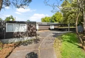 936m2 section, with RC approved for 7 new homes, 6 beds 3 baths house with carport, 17 Ellice Road Totara Vale, Auckland