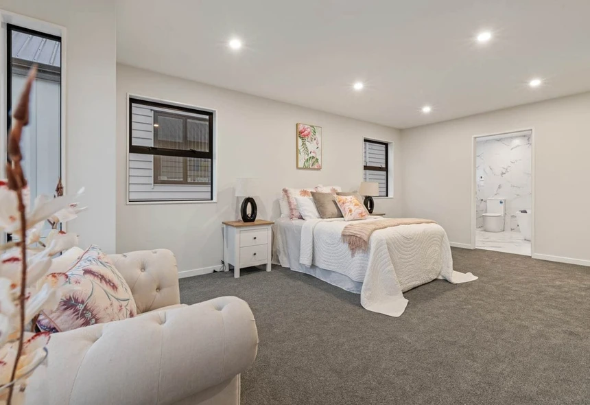 Overseas Bound Owners – Must sell, Offers Over $1,349,000, 2 kitchens, 6 beds (4 ensuites) 5.5 baths house with double garage and 2 beds granny, 12 Woodacre Street Flat Bush, Auckland