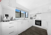 Motivated owner – Urgent Sale, 2 beds 1.5 baths home with garage and 1 Extra parking, Freehold End Unit/ 3x Backyard/ No Body Corp, 8/45 Dale Crescent Pakuranga, Auckland