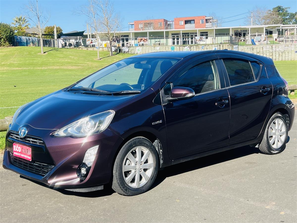 2015 Toyota Aqua G PUSH BUTTON START CRUISE CONTROL Hatchback Automatic, Purple, 5 seats, Hybrid, 1,500 cc, 55,080 km