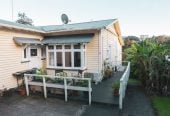 607m2 section, One Title. Four Flat (4 x 1bed 1 bath), currently rented, approximately $98,000 per annum in rental income, 5 Copeland Street, Eden Terrace, Auckland