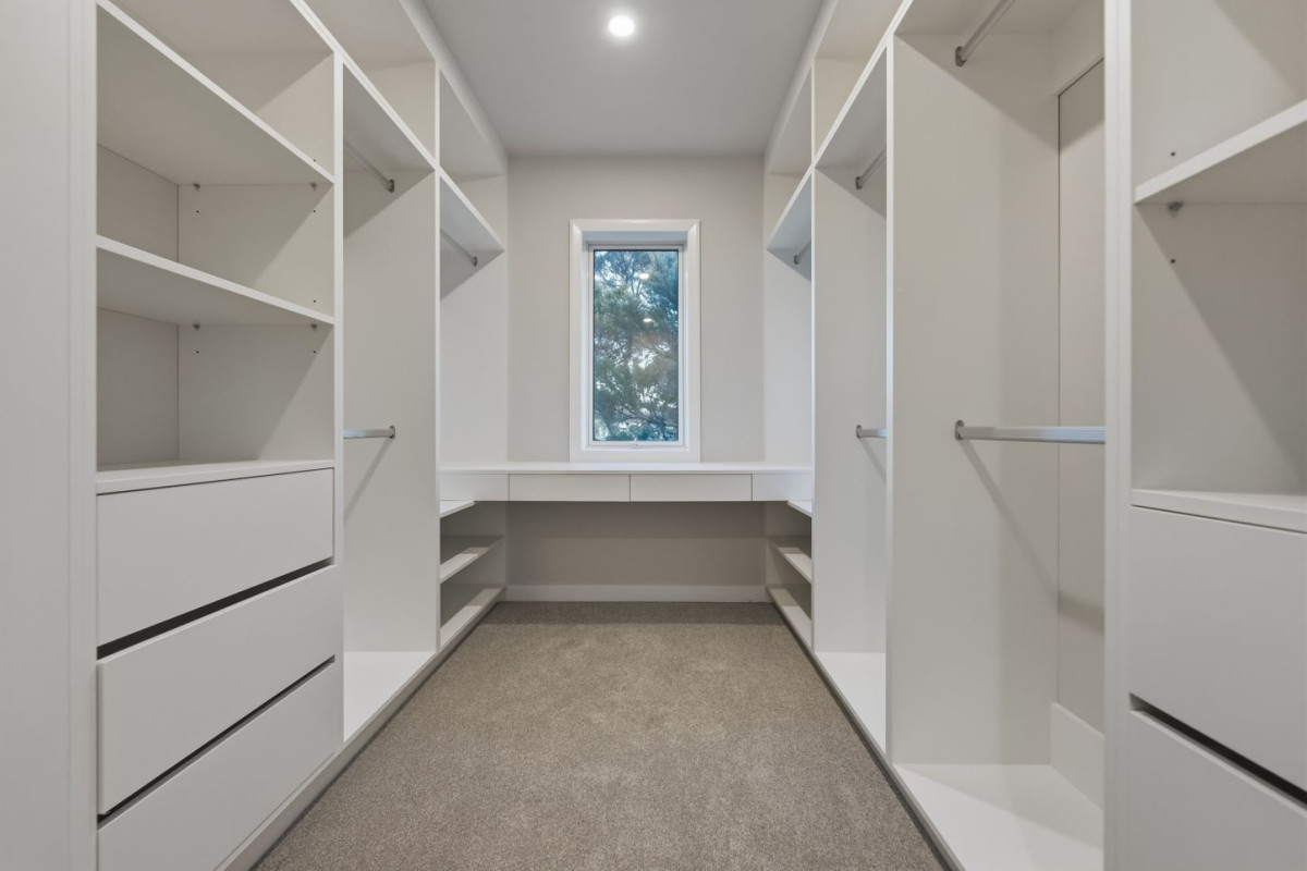 1210m2 section, Golf-side Family Haven, , 4 beds + study room 3.5 baths house with oversized garage, 5 Lucas Creek View Way, Albany, Auckland
