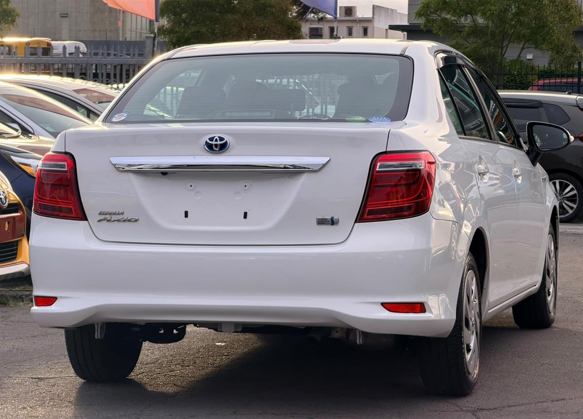 2020 Toyota Corolla AXIO**HYBRID**57011 Low Kms**Reversing Camera Sedan Automatic, Hyvrid, 1,496 cc