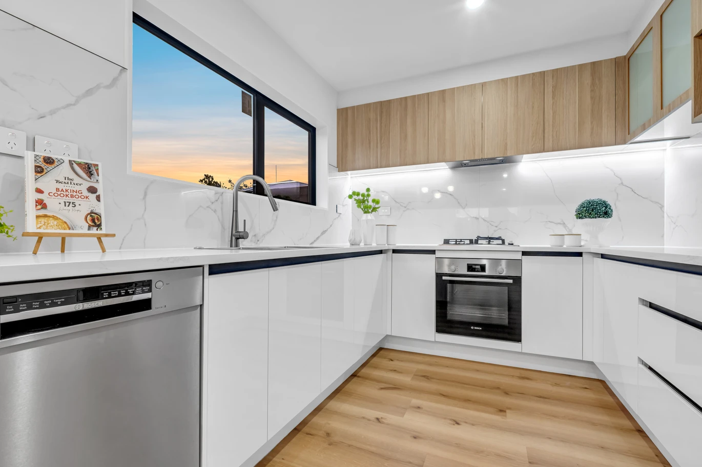 Brandnew standalone 4 beds 2.5 baths home with garage, 4/106 Edgewater Drive Pakuranga, Auckland