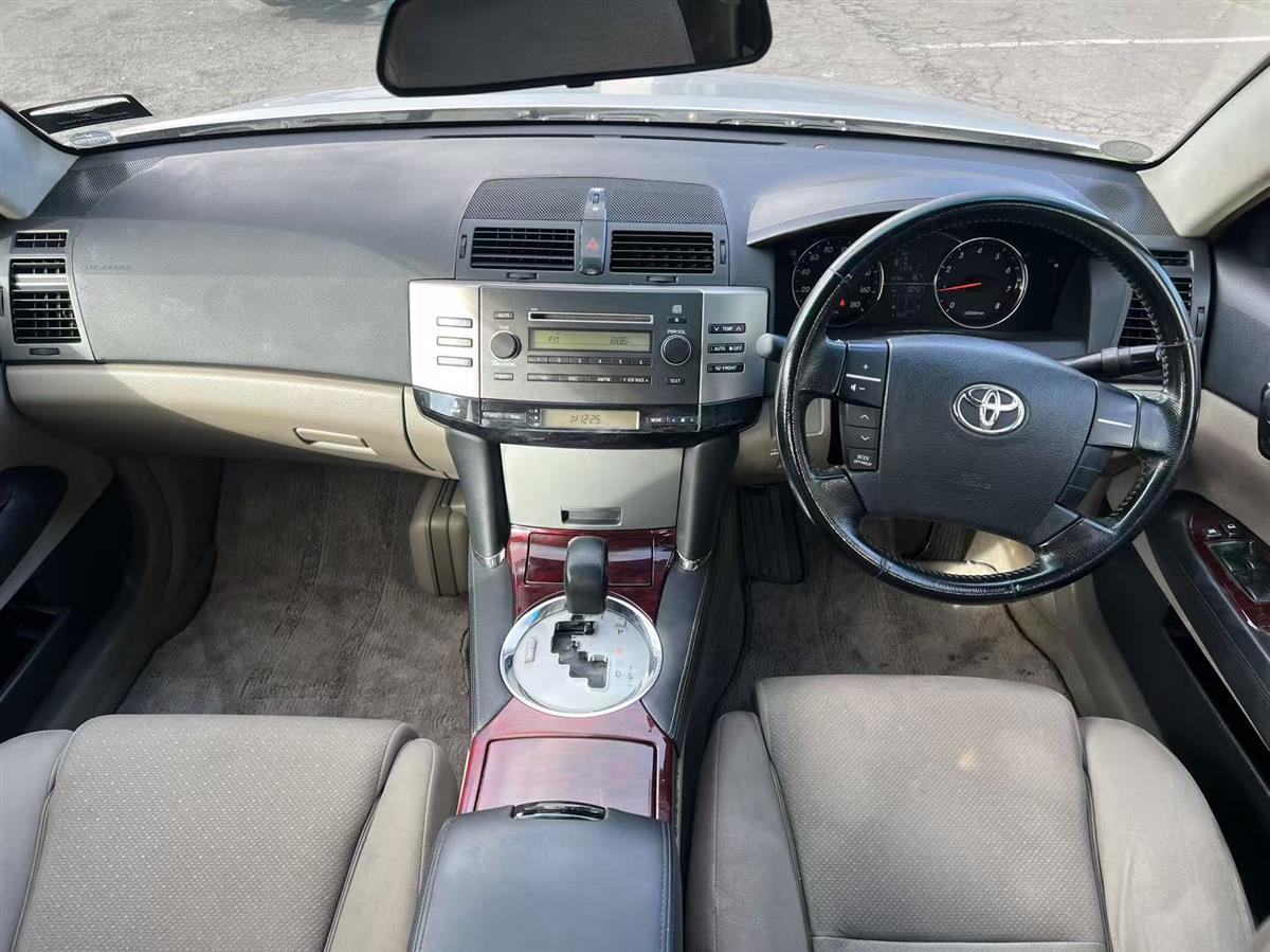 2005 Toyota 250G Sedan Automatic, 5 seats, Petrol, 2,490 cc, 90,427 km