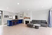 Motivated seller, Double Grammar school zone, Enquiries Over $785,000, 125m2 3 beds 1.5 baths home with double garage, zoned for Auckland Grammar and Auckland Girls Grammar school, 78/32 Edwin Street Mount Eden, Auckland