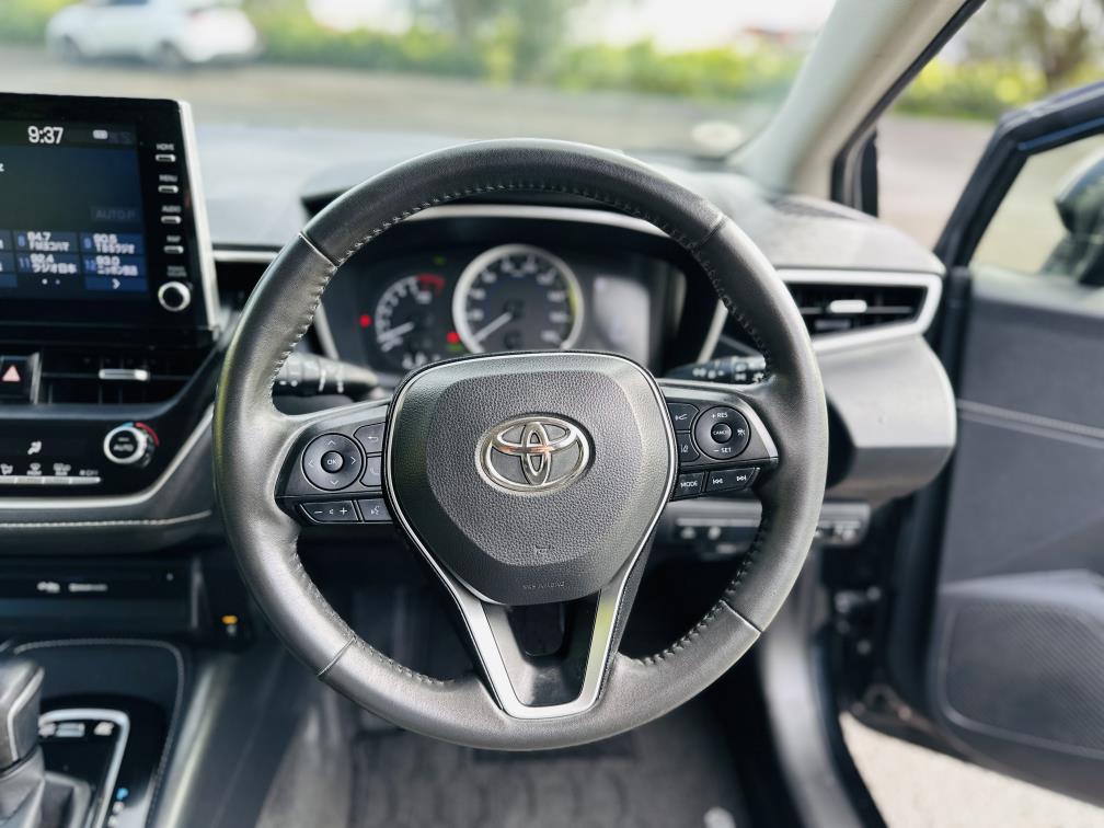 2021 Toyota Corolla HYBRID !! TOP SPEC !! Station Wagon Tiptronic, 5 seats, Black, New Import, Hybrid, 1,800 cc, 27,012 km
