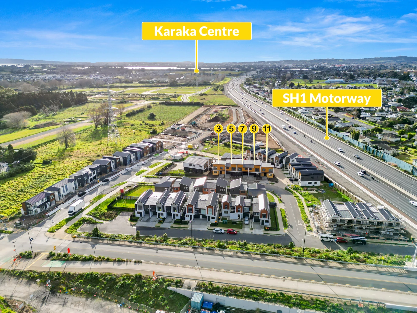 Brandnew, 139.7m2; Floor, 3 beds, 2.5 bathrooms, a dedicated study room, an internal garage, & additional off-street parking. 7 Longview Oak Lane Papakura, Auckland