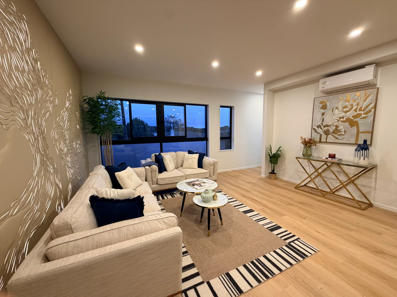 Last 1. Be Quick. Practical Family Homes 160m². Brandnew freehold 3 beds 2.5 baths home with garage, 14E Keate Place Mount Wellington, Auckland