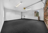Grand Family Living on 806m² in Dannemora, 280m2 6 beds 3 baths house with double garage, Botany Downs Secondary College zone, 15 Kilkenny Drive East Tamaki Heights, Auckland