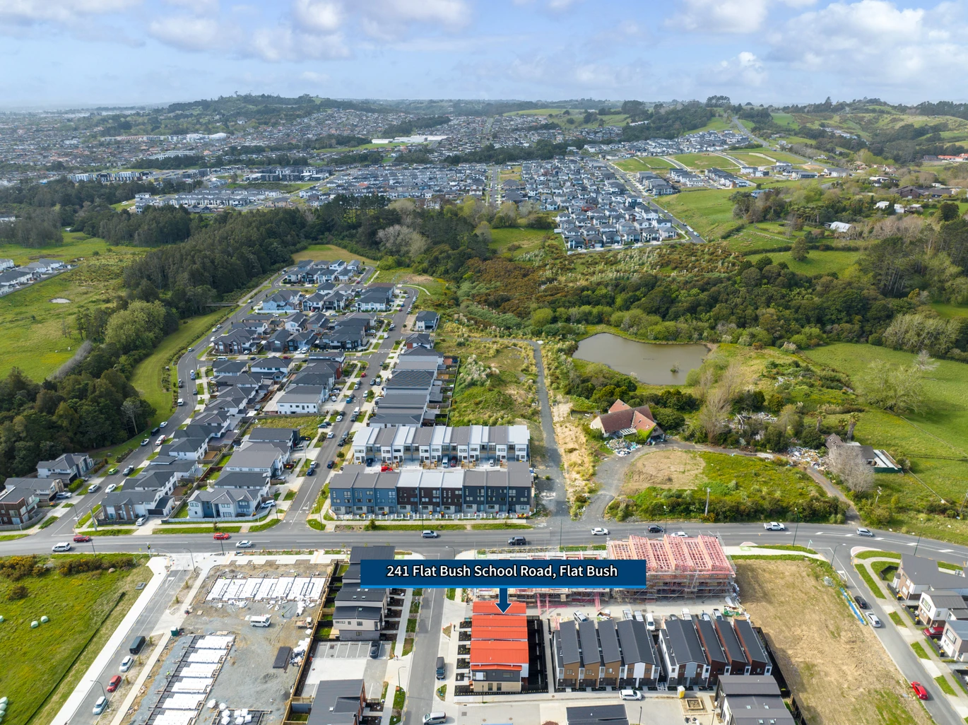 Freehold 3 beds 1.5 baths townhouse, 16 Papatahi Lane Flat Bush, Auckland
