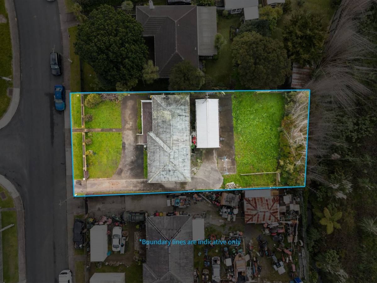 847m2 section, 3 beds 1 bath house with standalone garage, the owners have simply outgrown the home with a large and growing family, 39 Blake Road, Mangere East, Auckland