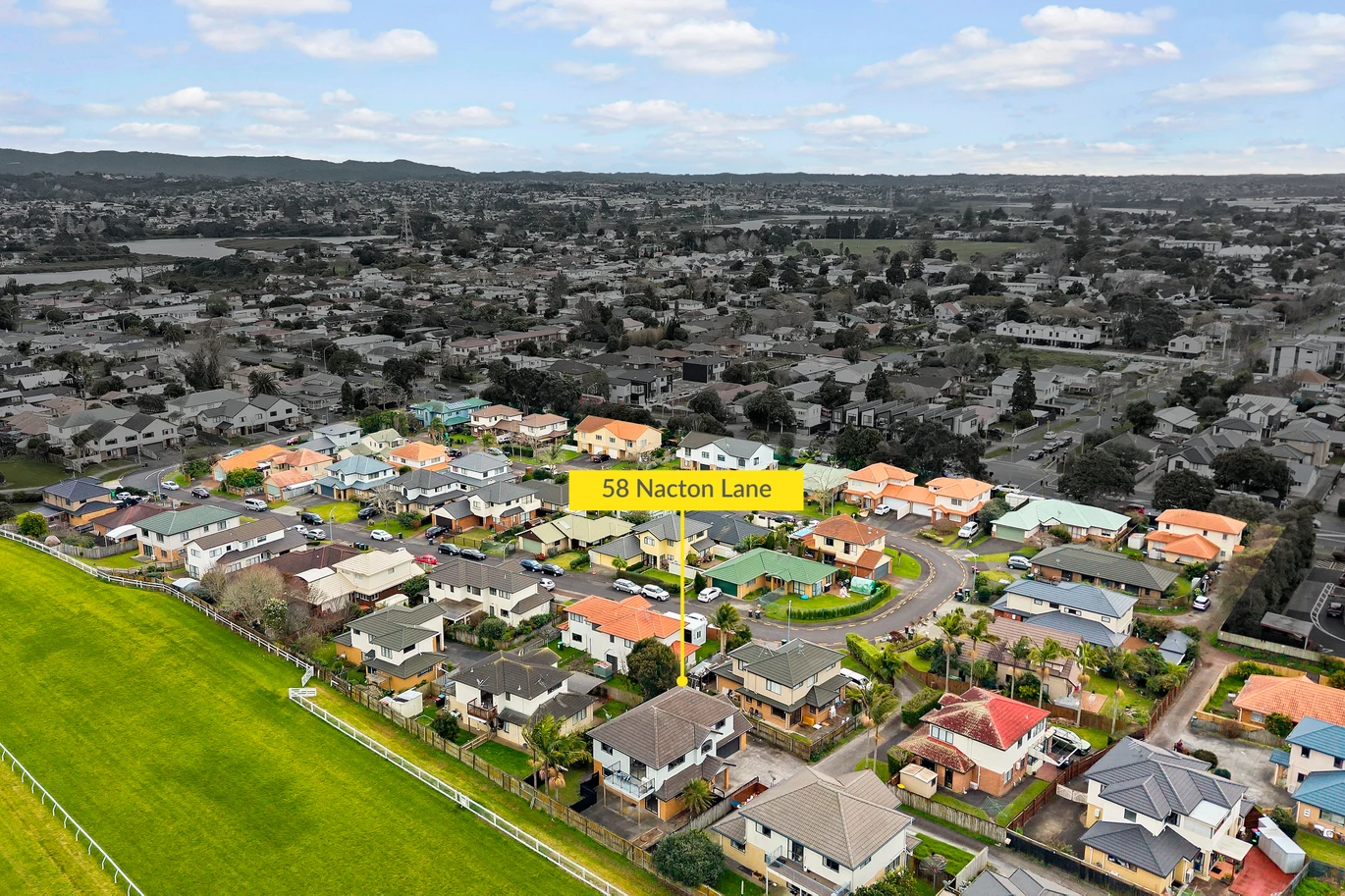 450m2 section, positioned right beside the legendary racecourse, 227m2 5 beds 3.5 baths (3 ensuites with one that doubles as both an ensuite and semi ensuite – see floorplan) with double garage, 58 Nacton Lane Avondale, Auckland