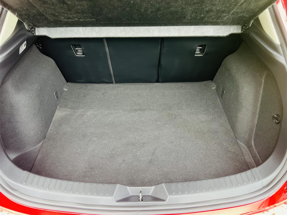 2015 Mazda Axela 2.0L SPORT RADAR CRUISE CONTROL HUB Hatchback Automatic, 5 seats, Petrol, 2,000 cc, 48,885 km