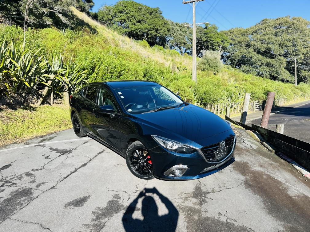 2013 Mazda Axela 20S L HYBRID SPORTS !! TOP SPEC !! Sedan Automatic, 5 seats, New Import, Hybrid, 2,000 cc, 82,347 km
