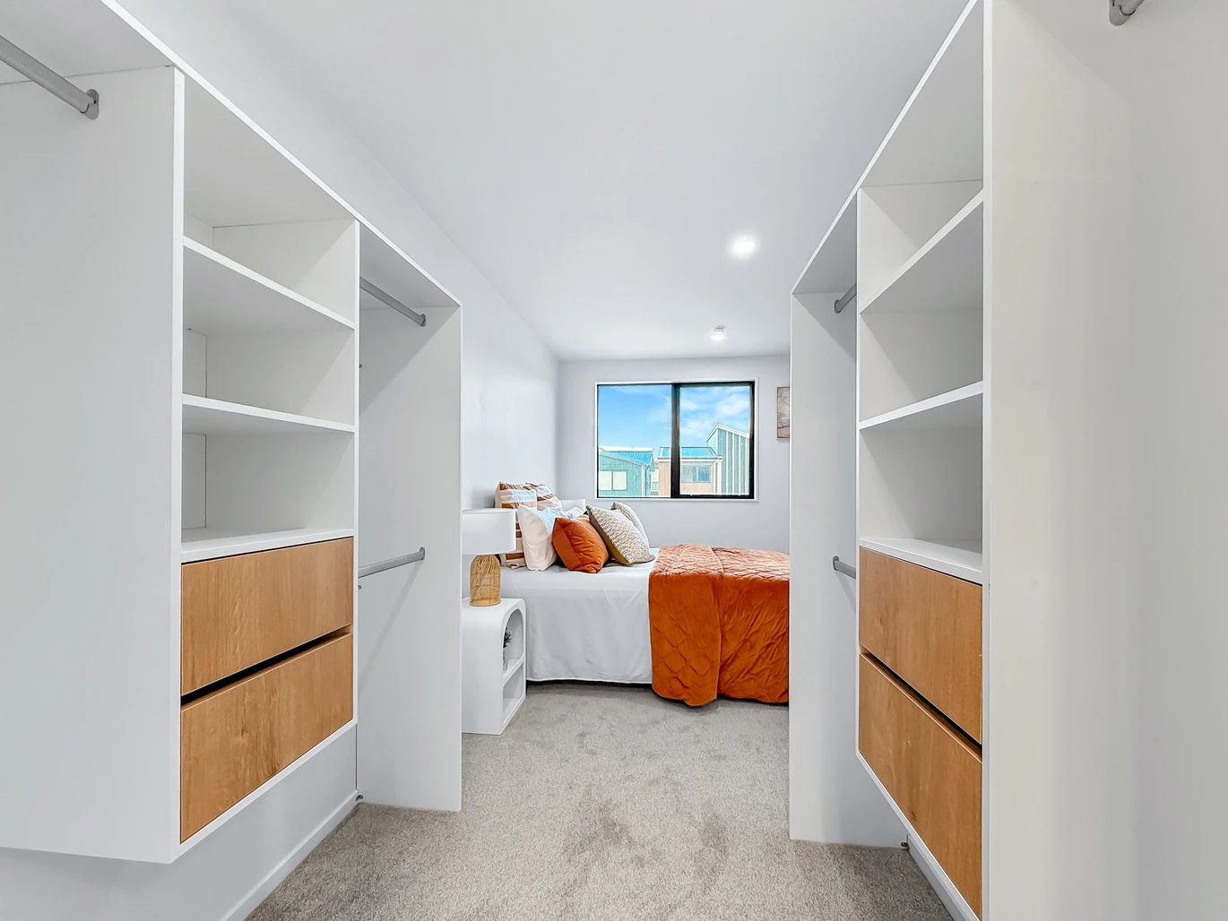Brandnew, 139.7m2; Floor, 3 beds, 2.5 bathrooms, a dedicated study room, an internal garage, & additional off-street parking. 9 Longview Oak Lane Papakura, Auckland