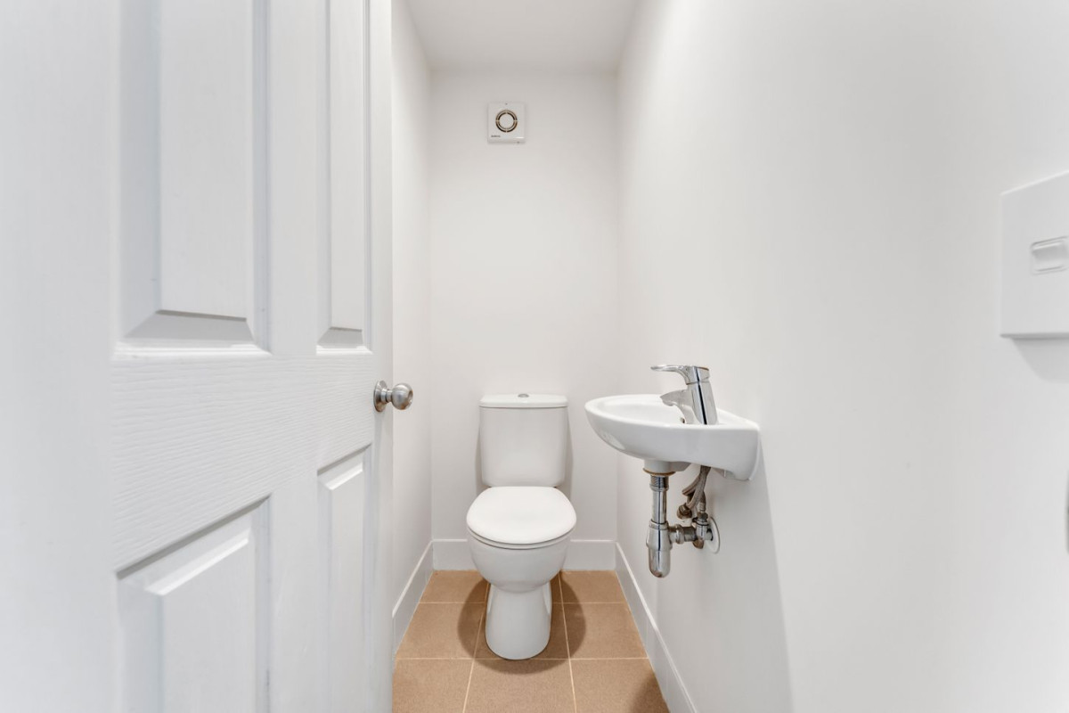 Vendors Moving North after 12 Years of Easy Living, 65m2 2 beds 1.5 baths apartment with carport, Located a mere 1km from the motorway on-ramp, 2/79 Schnapper Rock Road, Schnapper Rock, Auckland
