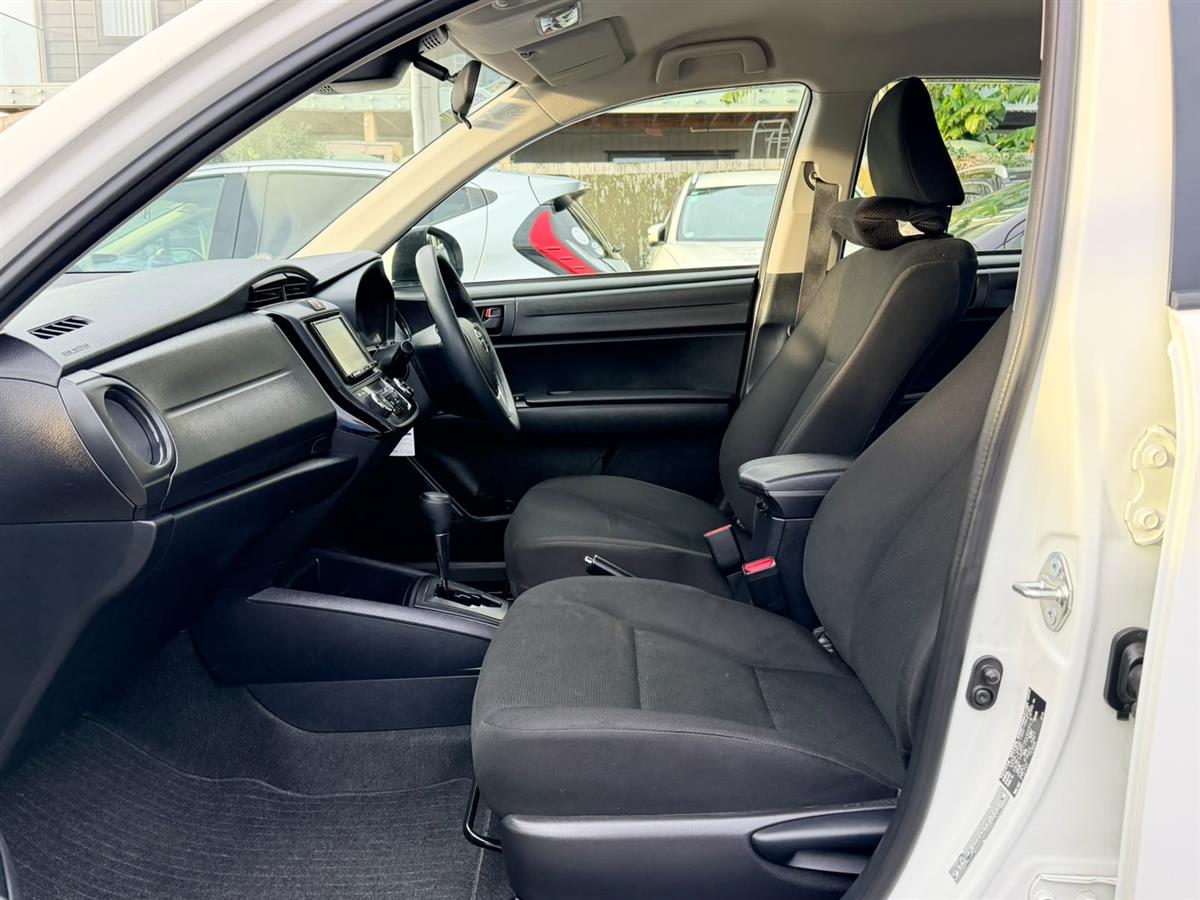 2020 Toyota Corolla AXIO**HYBRID**57011 Low Kms**Reversing Camera Sedan Automatic, Hyvrid, 1,496 cc