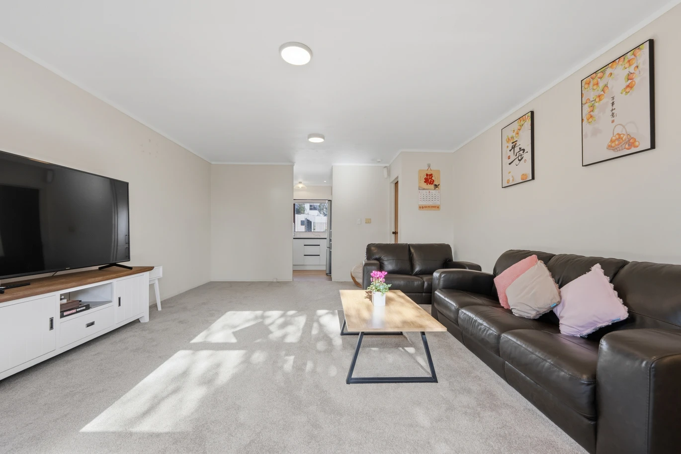 Green Bay High school zone, Renovated 3 beds 1 bath house with carport, ALL CONJUNCTIONALS WELCOME, so agents, bring your buyers, 2/38 Leo Street Glen Eden, Auckland