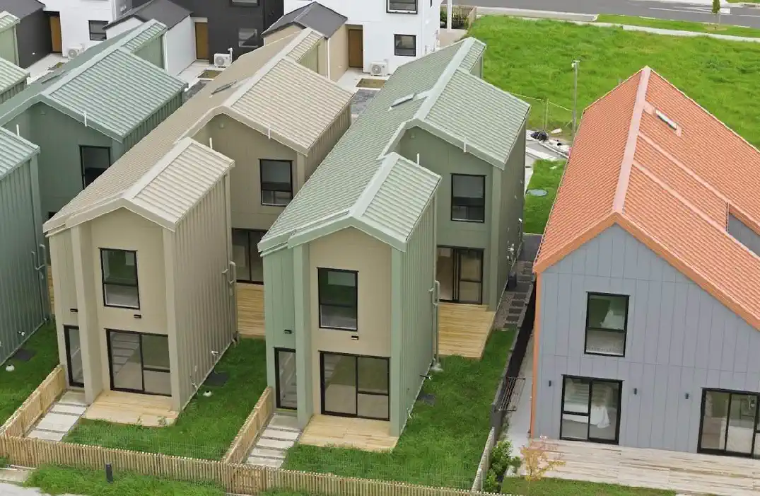 Brandnew standalone 4 beds 2.5 baths house with garage, 21 Karaka Village Parade, Karaka, Auckland