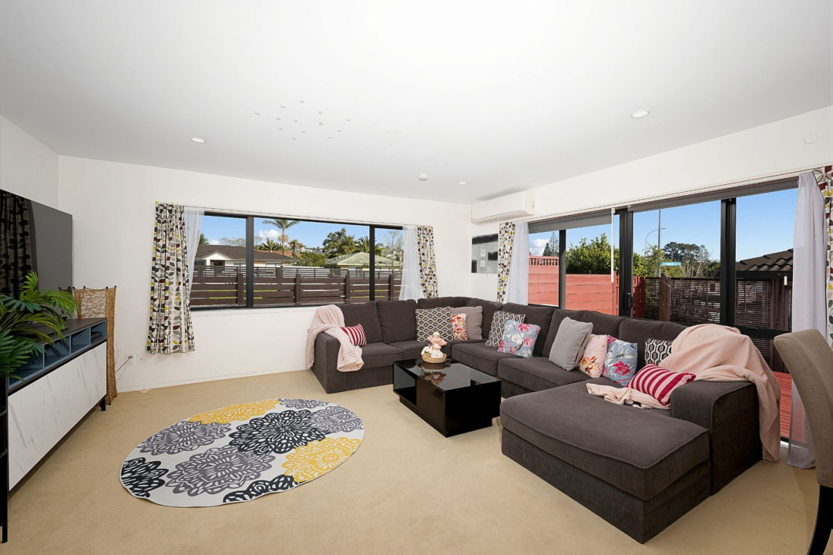 444m2 section, 150m2 Brick and tile 3 beds 2 baths house with double garage, 32 Munroe Road, Ranui, Auckland