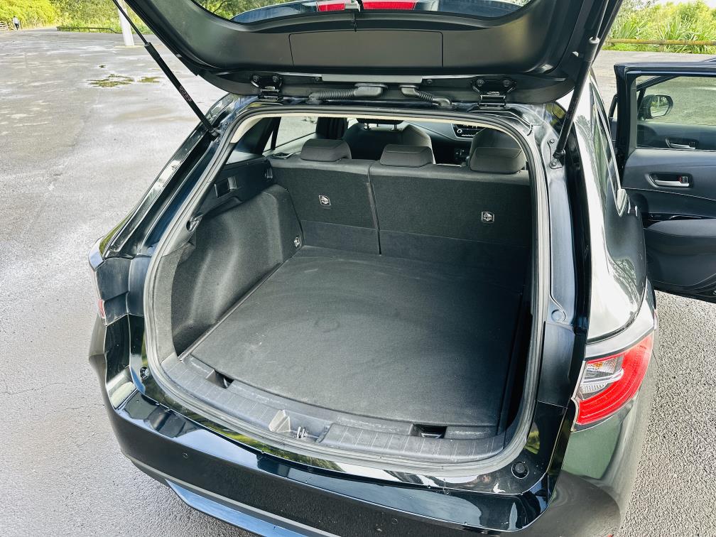 2021 Toyota Corolla HYBRID !! TOP SPEC !! Station Wagon Tiptronic, 5 seats, Black, New Import, Hybrid, 1,800 cc, 27,012 km