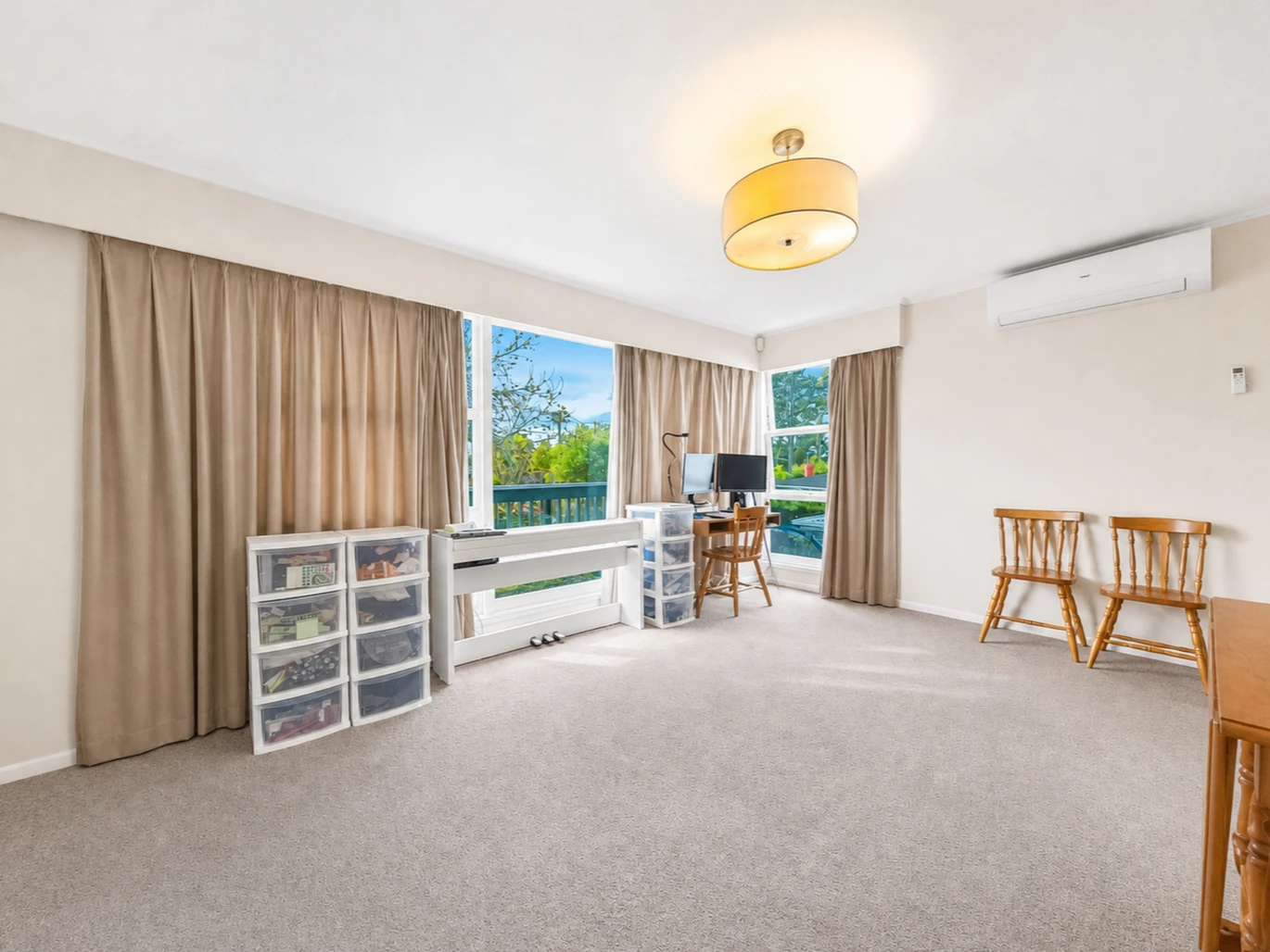 410m2 section, Affordable 3 beds 1 bath house with Separate garage, 13 Poto Street Te Atatu South,, Auckland