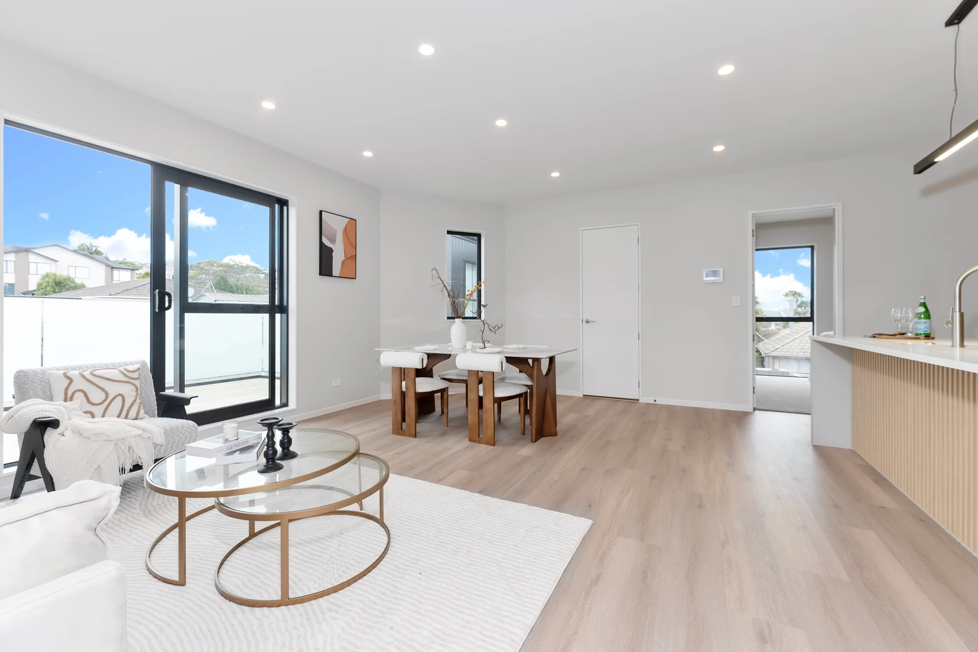 179m2 Brandnew standalone 4 beds (3 ensuites) 4 baths home with garage, 30B Tomintoul Place Highland Park, Auckland