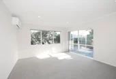 For rent, 3 beds 2 baths house with double garage, Available from 9th July, 2/6 Keenagh Rise, Dannemora, Auckland