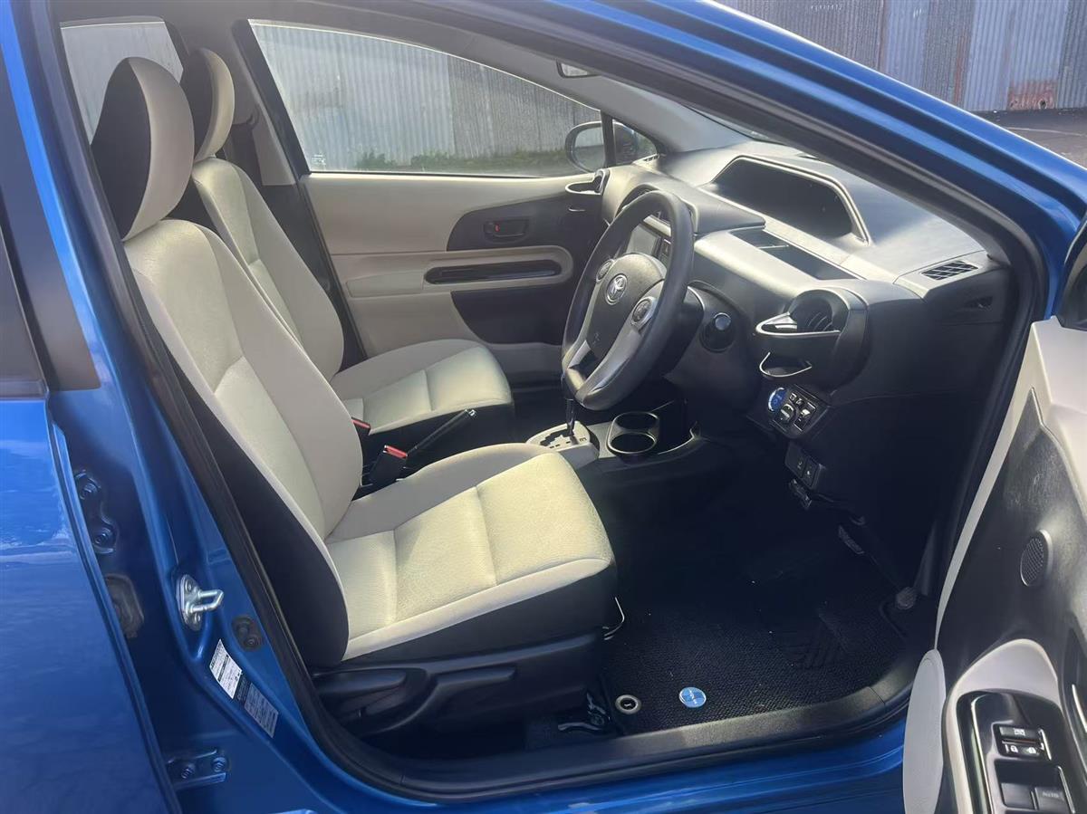 2012 Toyota Aqua G Hatchback Automatic, 5 seats, Hybrid, 1,496 cc, 128,356 km