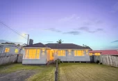 817m2 section, 3 beds 1 bath house, Approx. 18.3m2 street frontage and multi off-street car parks, 8 Chorley Avenue Massey, Auckland