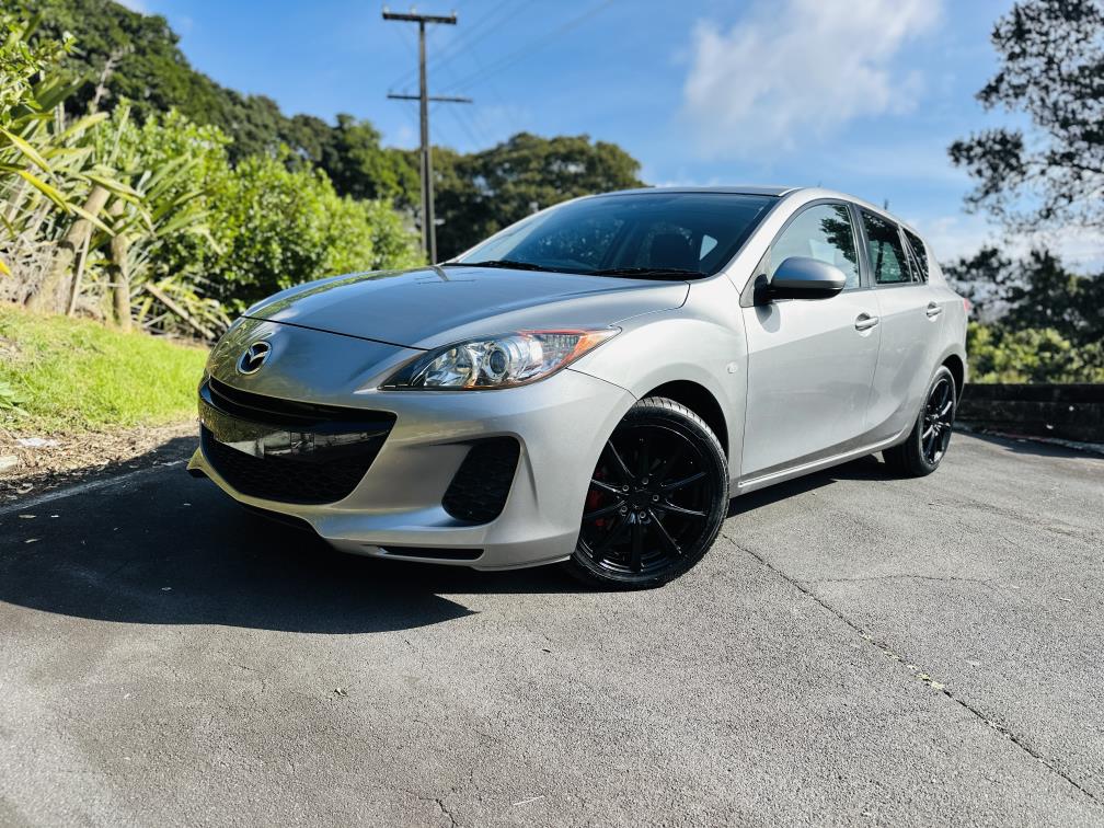 2012 Mazda Axela SPORTS !! STUNNING ALLOYS !! Hatchback Tiptronic, New Import, 1,500 cc, 11,287 km
