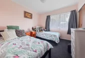 651m2 section, 200m2 Brick and tile 3 beds 2 baths house with double garage, 36 Frank Evans Place Henderson, Auckland