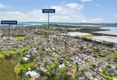 1621m2 section, One title. Two homes (2 x 3 beds 1 bath home), 33 Forbes Road, Favona, Auckland