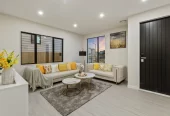 Overseas Bound Owners – Must sell, Offers Over $1,349,000, 2 kitchens, 6 beds (4 ensuites) 5.5 baths house with double garage and 2 beds granny, 12 Woodacre Street Flat Bush, Auckland
