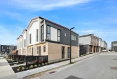 Freehold 3 beds 1.5 baths townhouse, 16 Papatahi Lane Flat Bush, Auckland