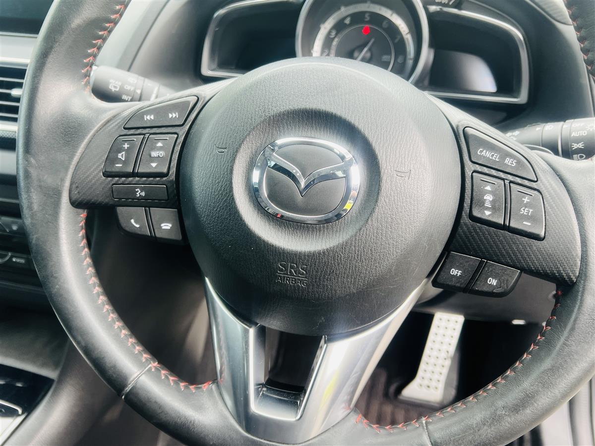 2016 Mazda Axela 2.0 SPORT HUD RADAR CRUISE CONTROL Hatchback Automatic, 5 seats, Petrol, 2,000 cc, 42,325 km