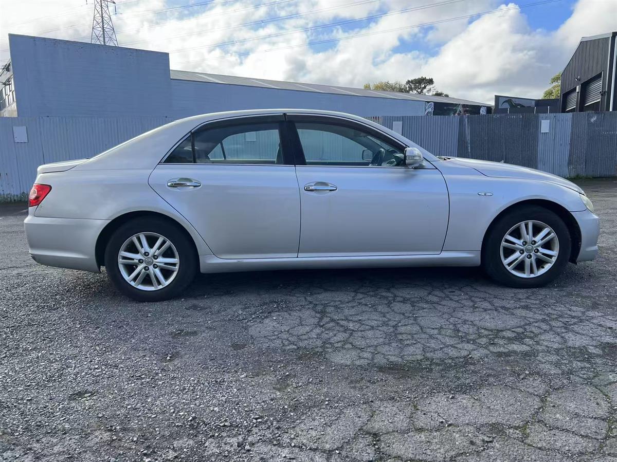 2005 Toyota 250G Sedan Automatic, 5 seats, Petrol, 2,490 cc, 90,427 km